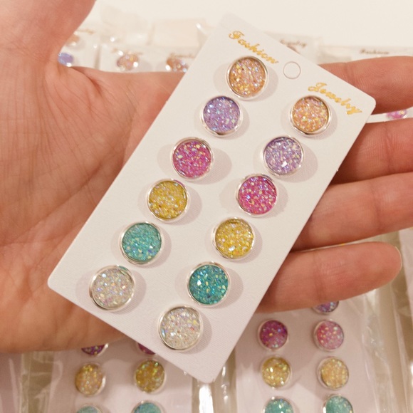 NEW!๐๐CIRCLE DRUZY EARRING!๐๐GLITTERING RESIN! - Picture 2 of 8